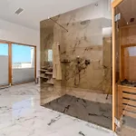 アパート Stunning In With Sauna Sukošan