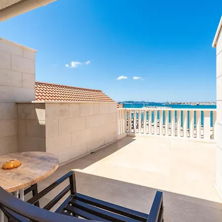 아파트 Awesome In With Sauna Sukošan