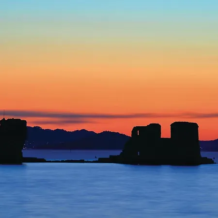 Awesome In With Sauna 아파트