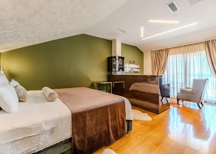 Awesome In With Sauna *